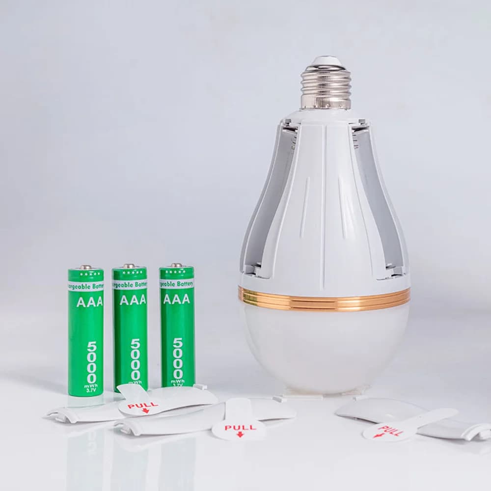 LED Bulb Light with Smart Charging Chip - image 2