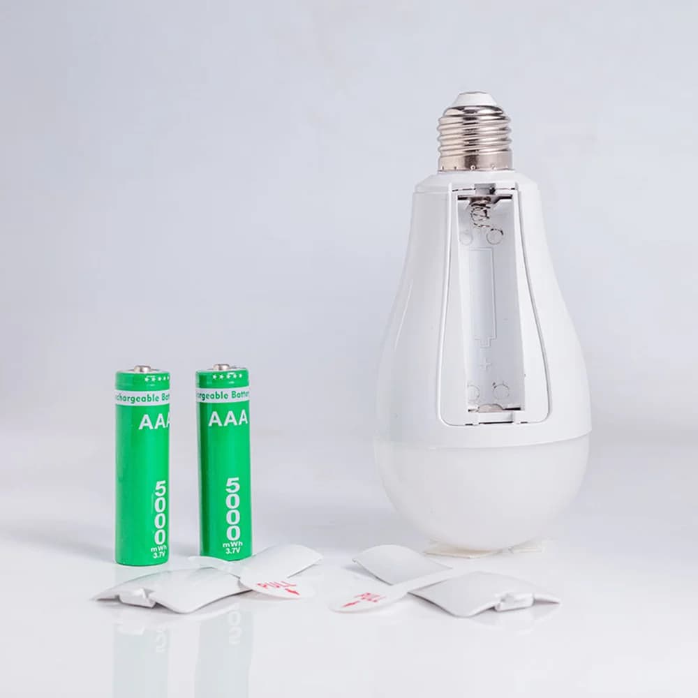 LED Bulb Light with Smart Charging Chip - image 5